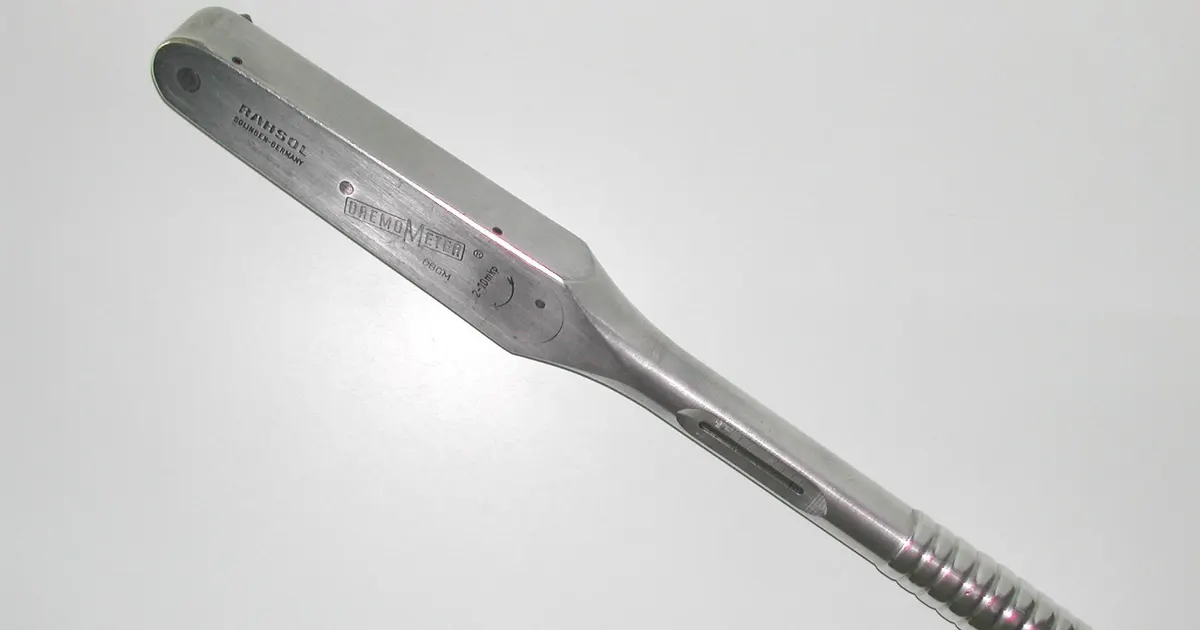 Click-type torque wrench rated 2 to 10 N·m, an example tool for electromechanical assembly torque control
